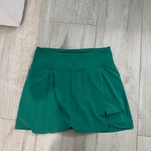 Aritzia skort